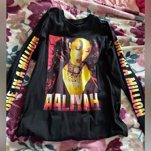 Black Aaliyah Graphic Long Sleeve Shirt